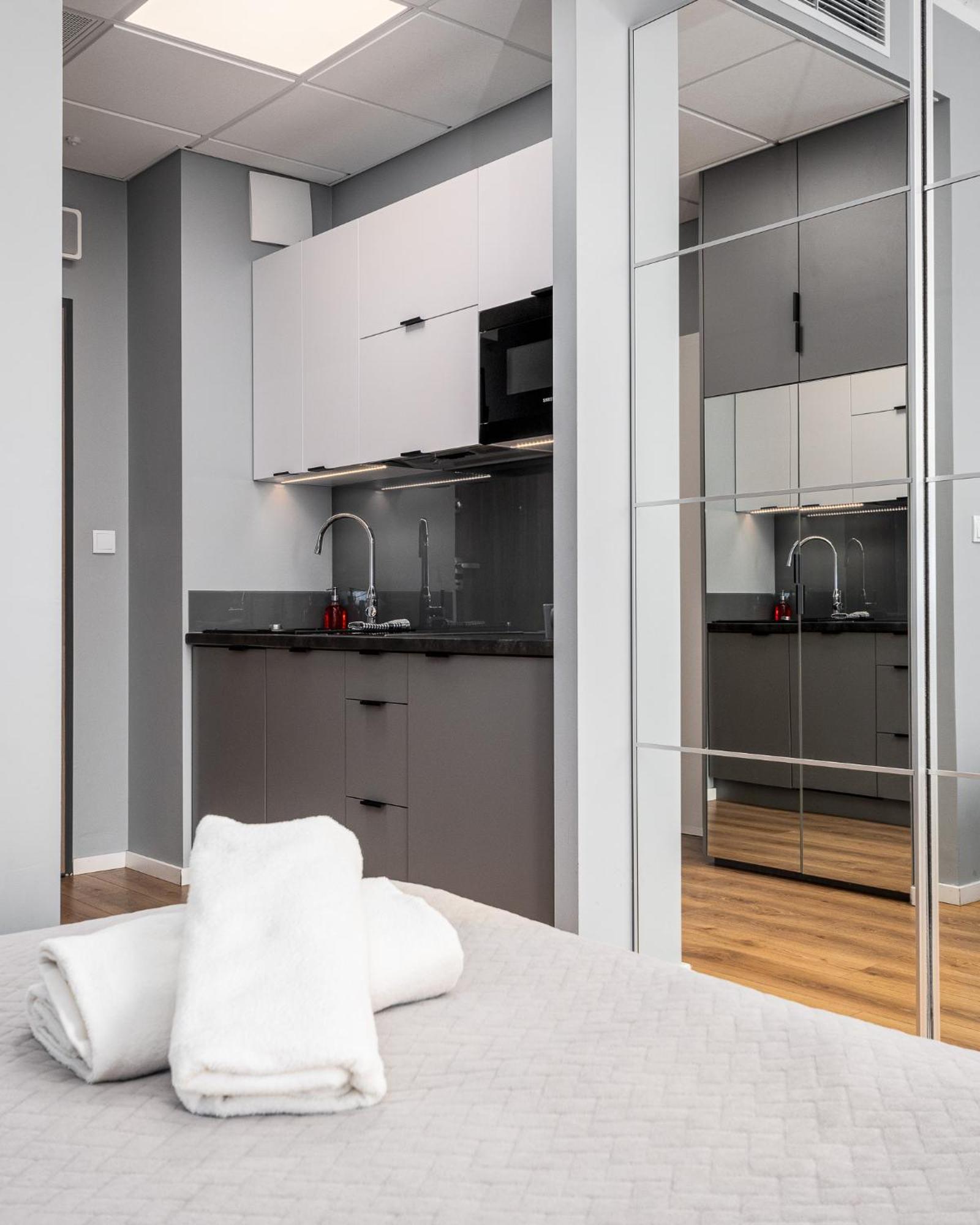 Prymasa Tysiaclecia 83A City Center View Free Garage By Perfect Apart 920 Warschau Exterior foto